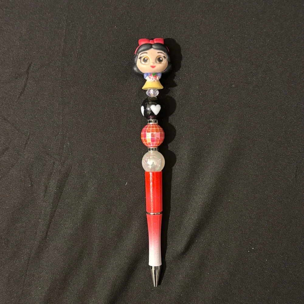 Handmade Disney Doorable Snow White Pen